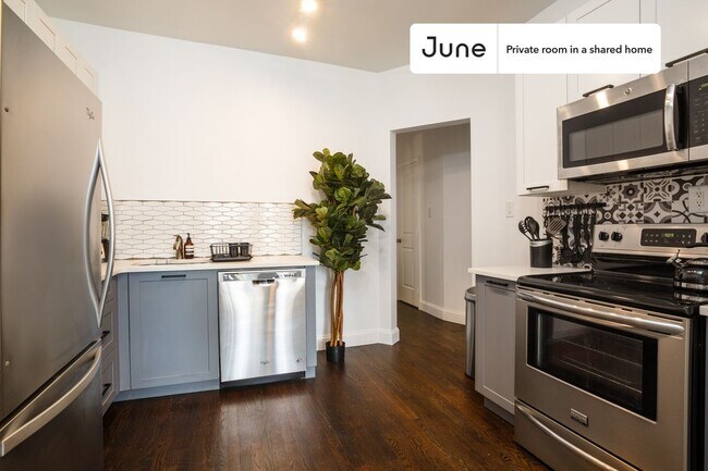 Room in Shared 3 bed/1 bath home in Prospect Heights