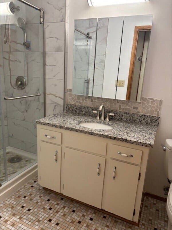 Photo - 415 N 179th Pl