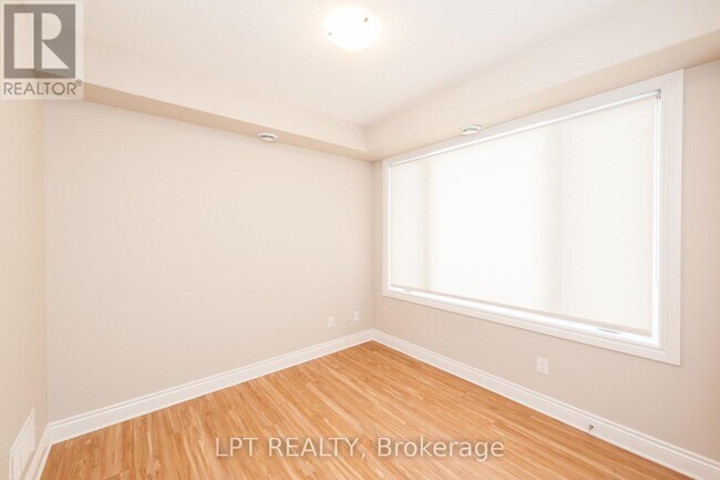 Photo - 3524 McBean St