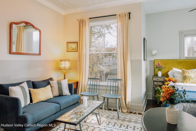 Building Photo - 194 Wall St Rental