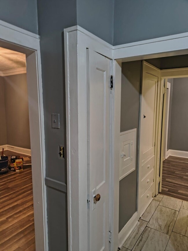 Photo - 13315 Madison Ave Unit 5