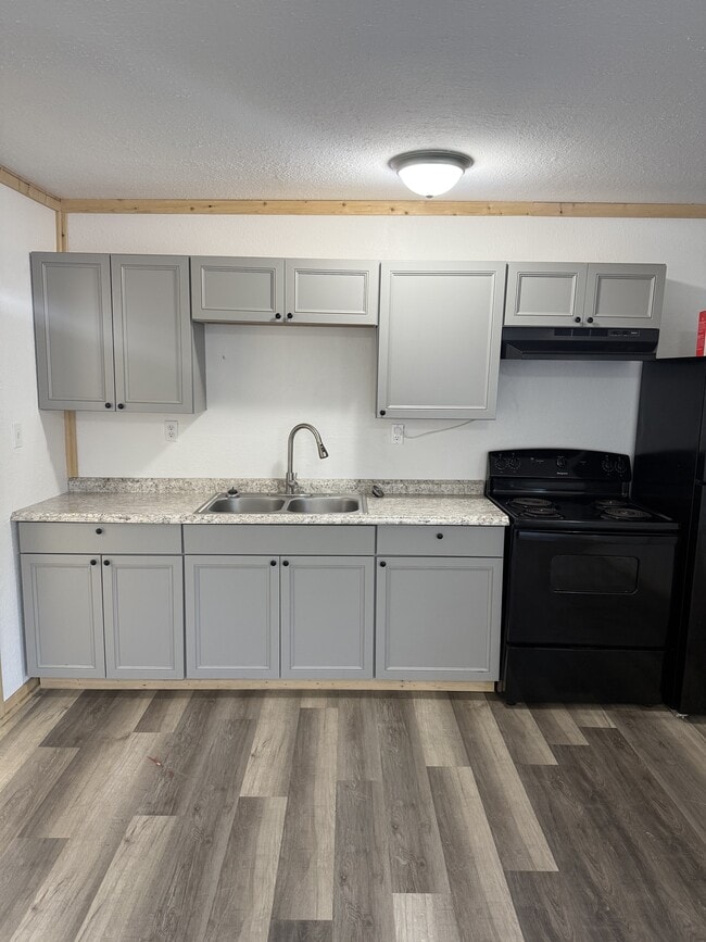 Building Photo - 2881 Elvira Ave Rental