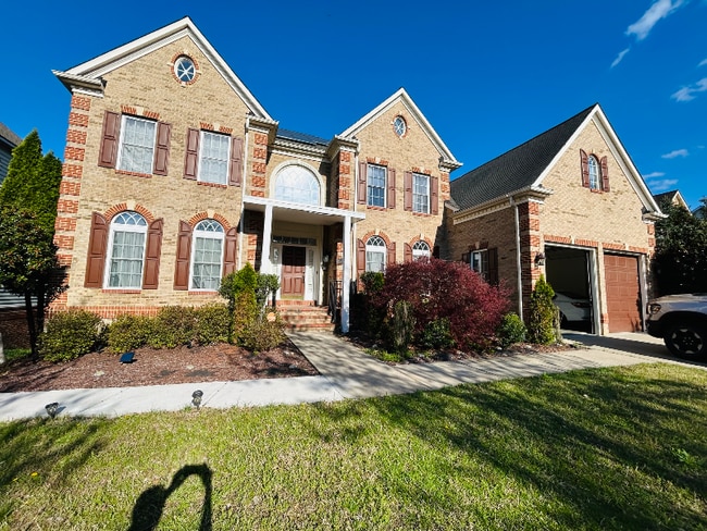 Photo - 15506 Symondsbury Way