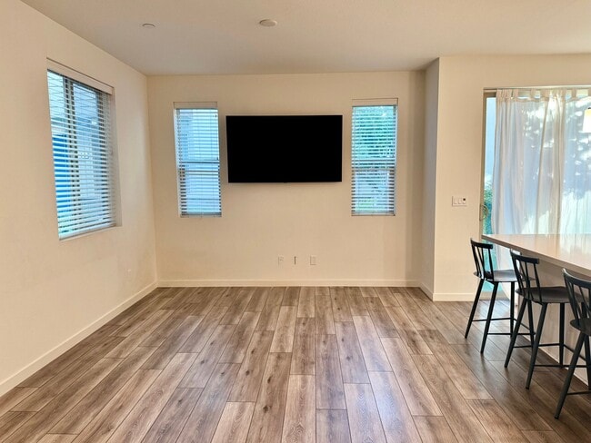 Photo - 182 Log Pond Ln