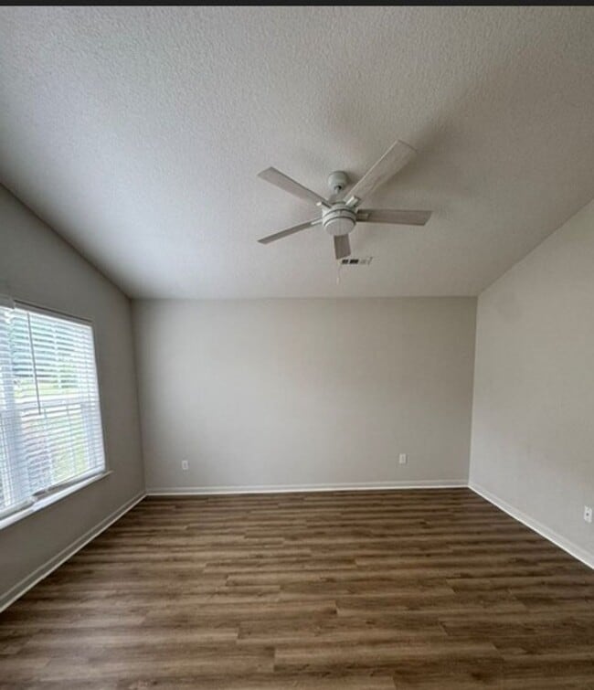 Photo - Single Story - 3 bedrooms, 2 baths, spacious living room, kitchen & a 2 car garage, located on a ...