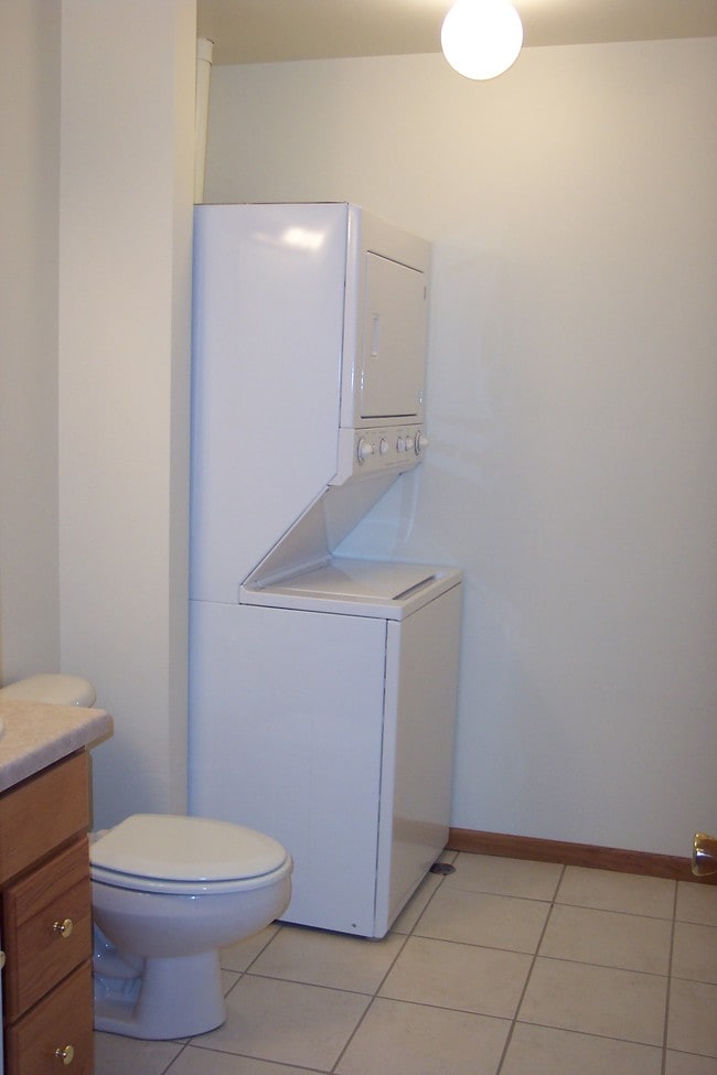 Photo - 521 Kozarek Ave Unit 8