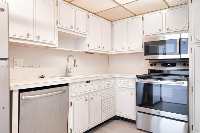 Photo - 1980 S Ocean Dr Unit 17L