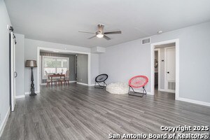 Photo - 270 Emporia Blvd