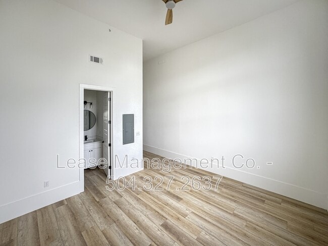 Photo - 4950 Dauphine St Condo Unit 1207 - 1 bed