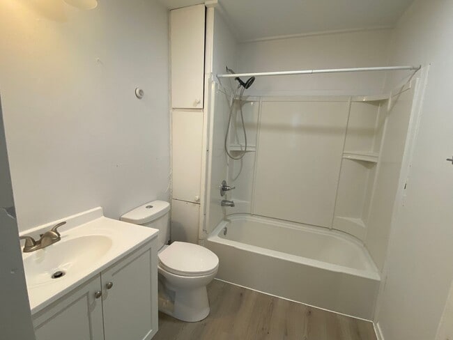 Photo - JTH618 Unit 2
