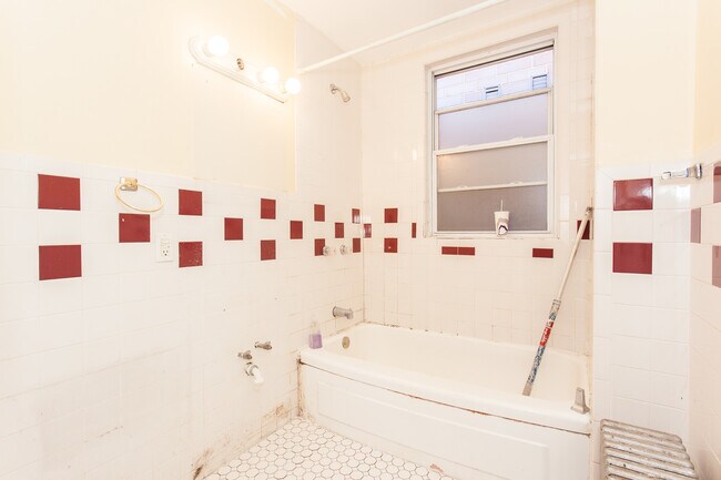 Photo - 1654 W Melrose St Unidad # 02