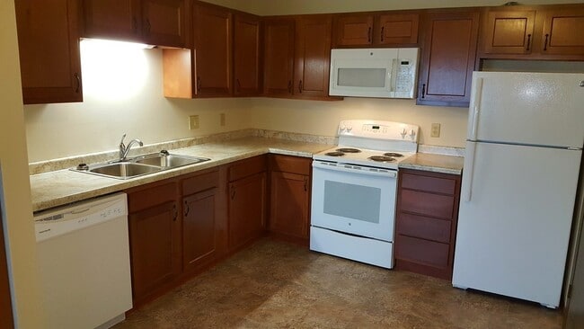 Photo - Marshfield Columns