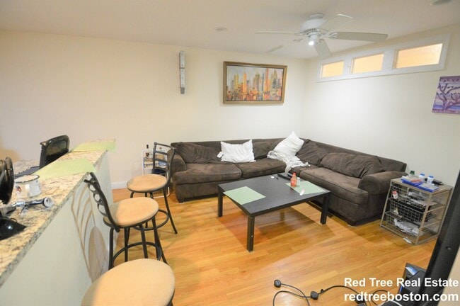 Photo - 60 Egmont St Unit 6