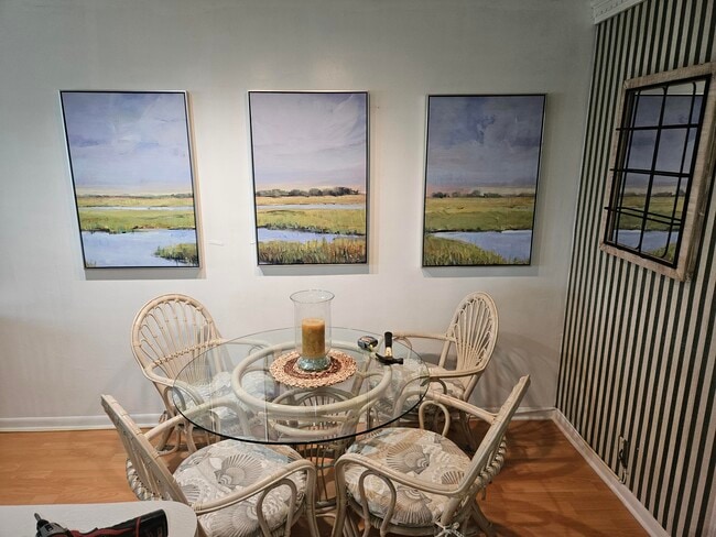 Photo - 680 Horizon W Unit 211