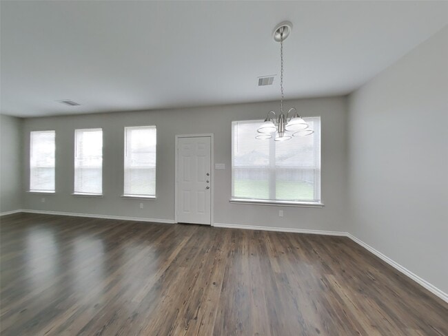 Photo - 1411 Seagler Pond Ln