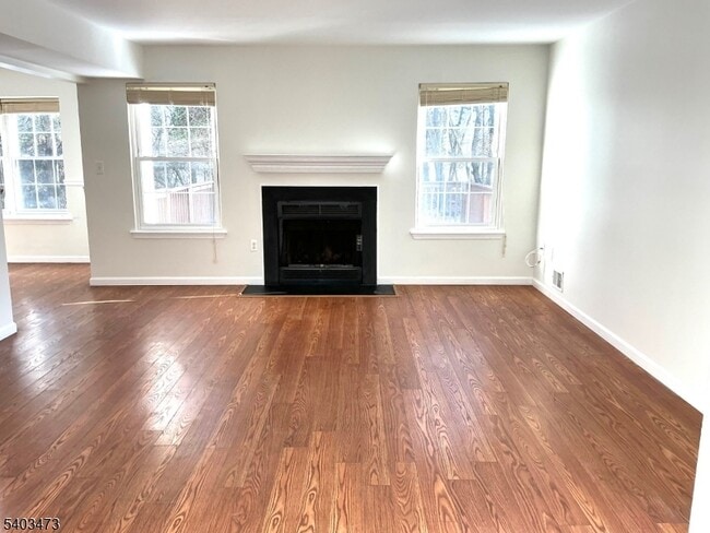 Photo - 246 Hyde Park Rd