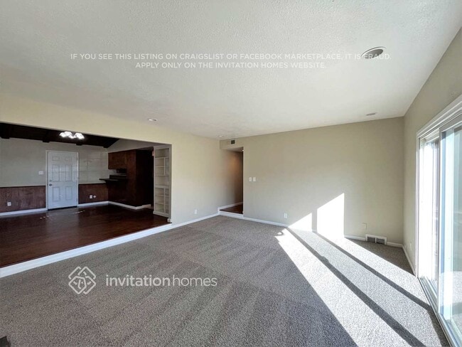 Photo - 640 W El Camino Ave