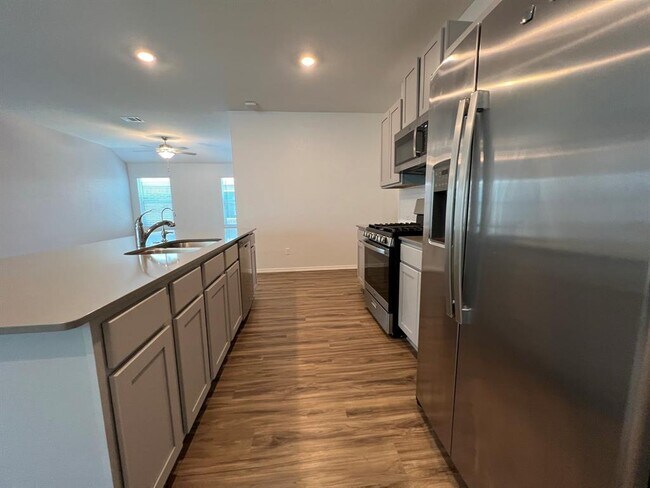 Photo - 132 Vintage Dr