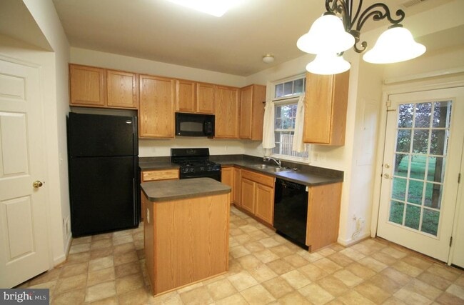 Photo - 44501 Potter Terrace