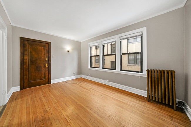 Spacious Two Room Studio with Great Layout... - Spacious Two Room Studio with Great Layout... Apartment Unit 701