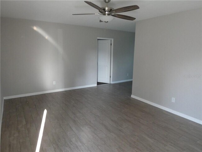 Photo - 5701 30th Ave N