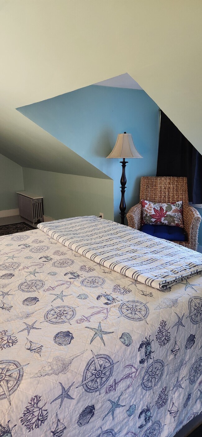 87 Seaview Ave Unit 2