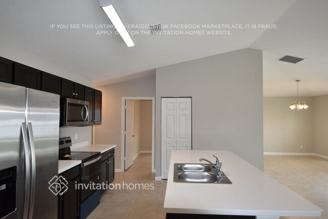 Photo - 1725 SW Monterrey Ln