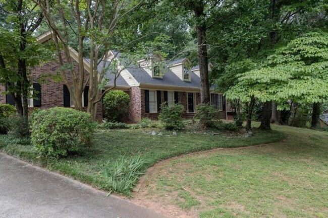 Photo - 2858 Livsey Dr