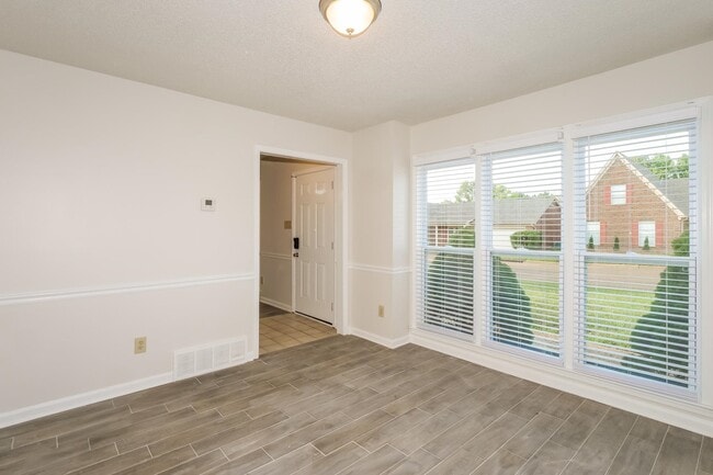 Photo - 7293 Schilling Cove E