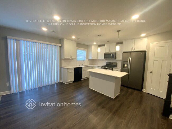 Photo - 1261 Upper 143rd Ct E