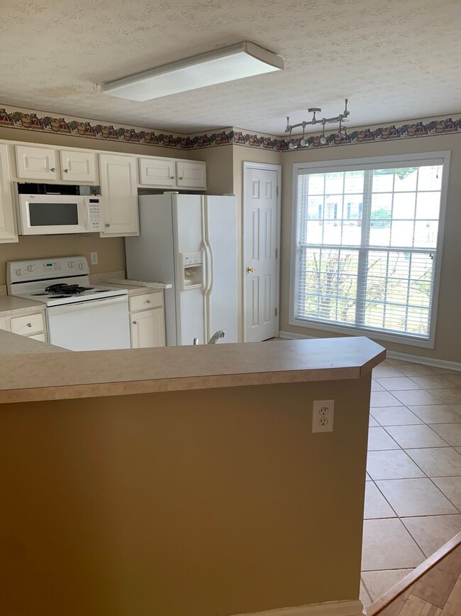 Photo - 2170 Franklin St