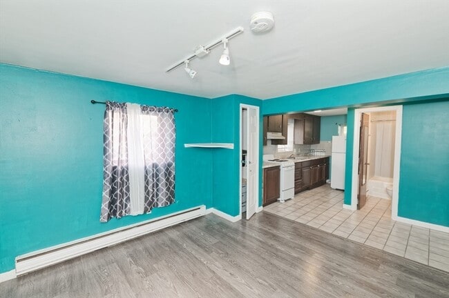 Photo - 133 Winthrop St Unit 4