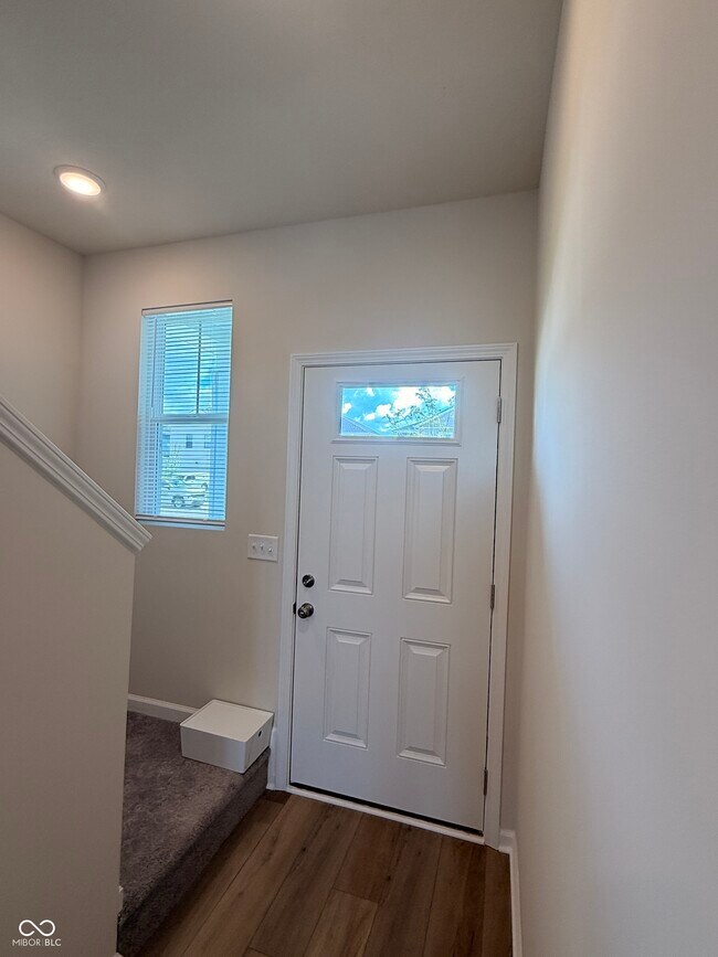 Photo - 3828 Sterling Dr