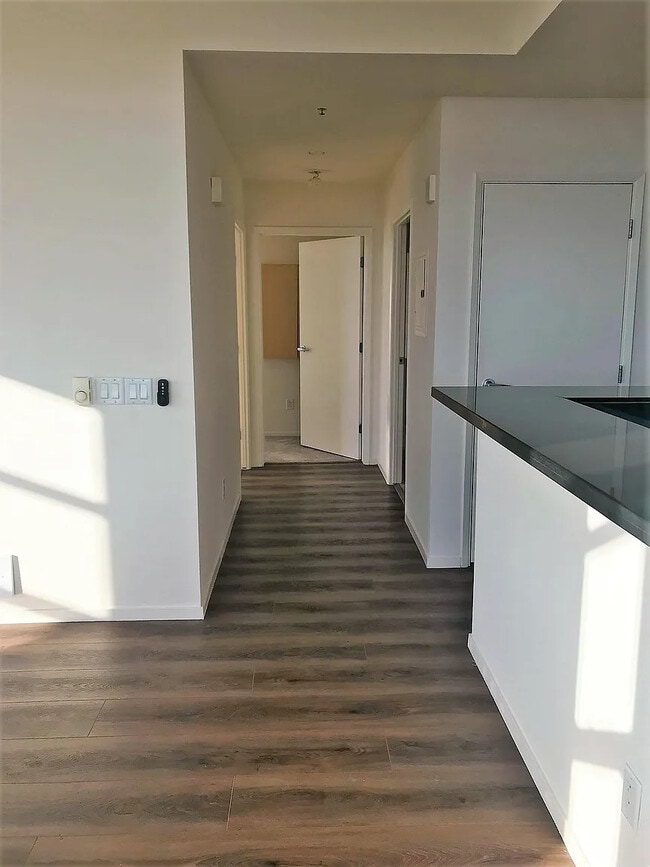 Photo - 1 Lakeside Dr Unit The Essex on Lake Merritt