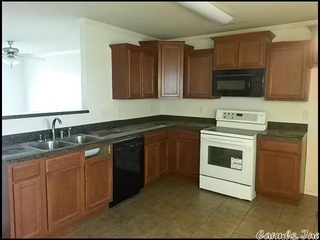 Photo - 1101 Yarrow Dr