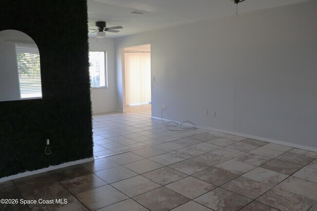 Photo - 1204 Linmoor Cir NE