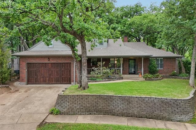 Building Photo - 2161 Steeplewood Dr