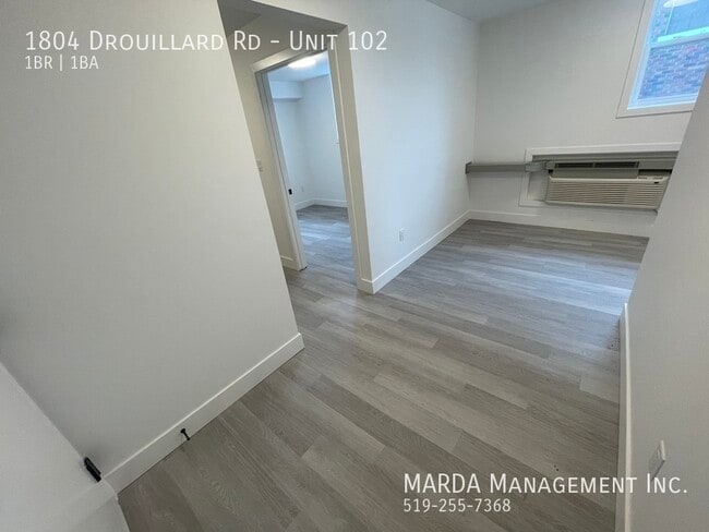 Building Photo - MODERN & COZY 1 BED/1BATH Unit 102