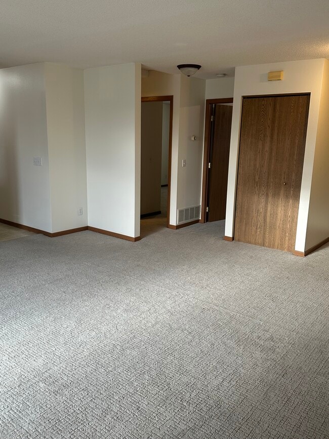 Photo - 273 23rd St SE Unit 2