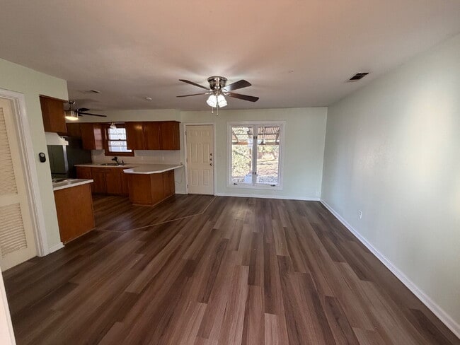 Photo - Beautiful 2-Bedroom Home with Spacious 1485 Sq Ft Layout in Lubbock, TX!