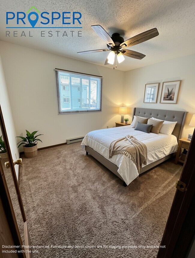 Photo - 808 Macomber St