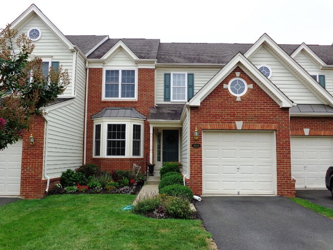 Building Photo - 15839 Fourmile Creek Ct