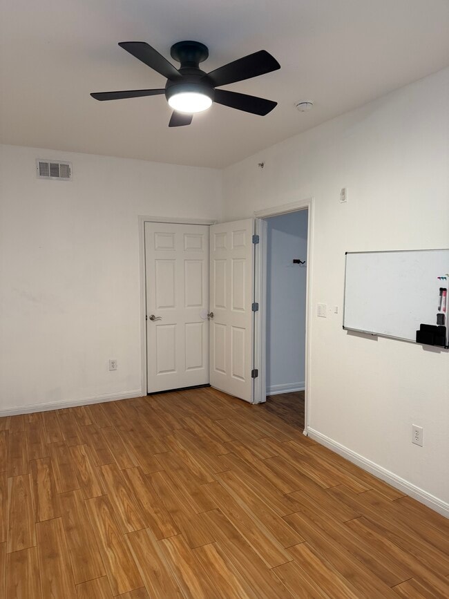 Photo - 2502 Leon St Unit 201