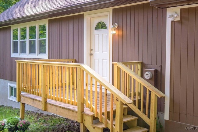 Photo - 141 Engles Rd