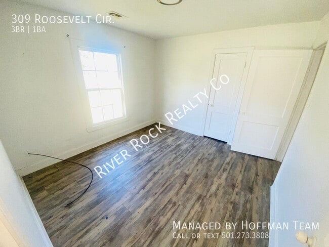 Photo - 309 Roosevelt Cir Casa