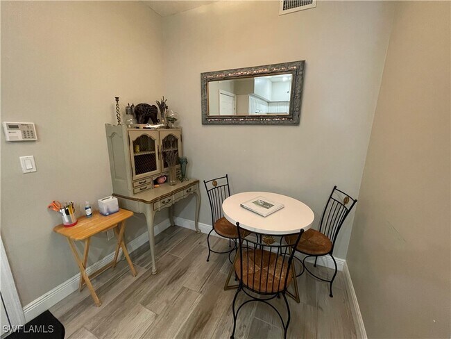 Photo - 1130 Partridge Cir Unit 102