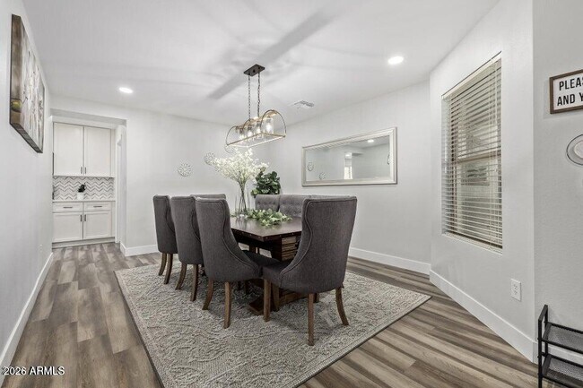 Photo - 10617 W Daley Ln