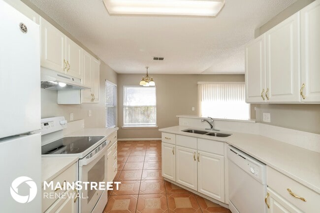 Photo - 5956 Wentworth Cir S