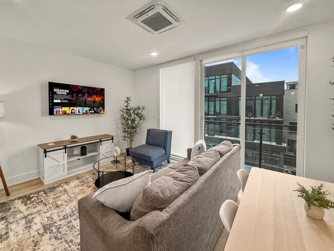 Photo - 1214 N American St Unidad ID1075581P