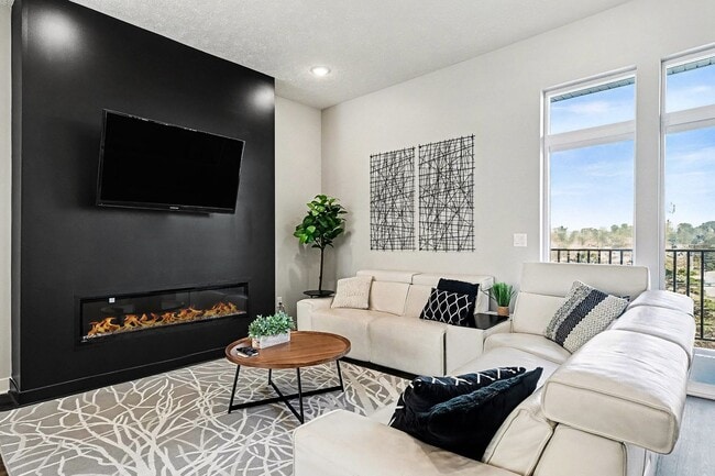 Building Photo - Fully Furnished Modern 3BR Retreat | Penthouse + Skyline Views